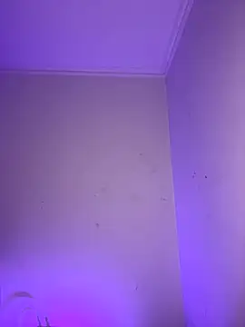 Snapshot of LeandroRusso chatting on September 13, 2025, 1:27 am LeandroRusso online show from September 13, 2025, 1:27 am