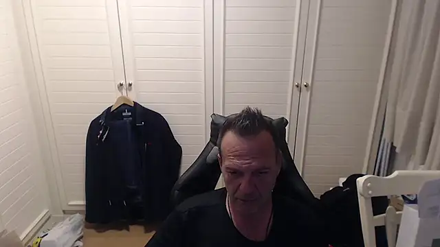 Dimitrios30 online show from March 5, 2026, 8:38 pm