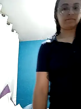 bri ali online show from April 3, 2026, 7:53 pm