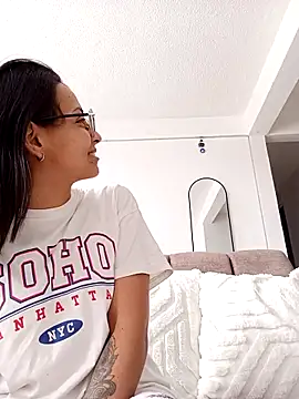 bri ali online show from March 21, 2025, 5:02 pm