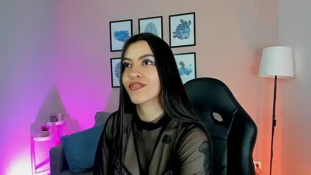 nina  dixon online show from November 28, 2025, 9:26 pm