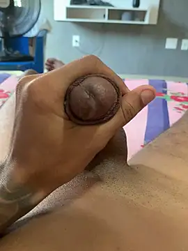 emitee7 online show from February 14, 2026, 7:14 pm