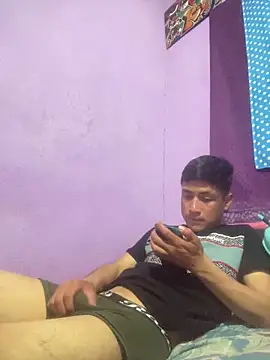 Snapshot of EduardoEspinoza12 chatting on March 11, 2025, 3:58 am EduardoEspinoza12 online show from March 11, 2025, 3:58 am