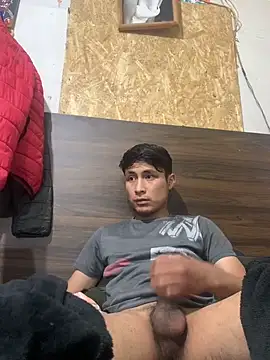 EduardoEspinoza12 online show from April 3, 2026, 9:27 am