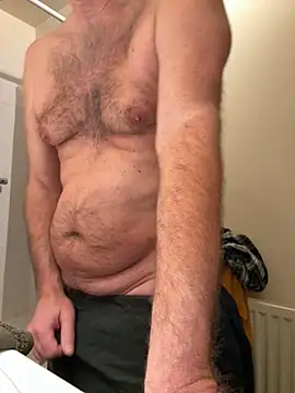 vincent1522 online show from November 4, 2025, 7:34 am