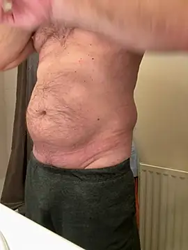 vincent1522 online show from February 26, 2026, 7:19 am