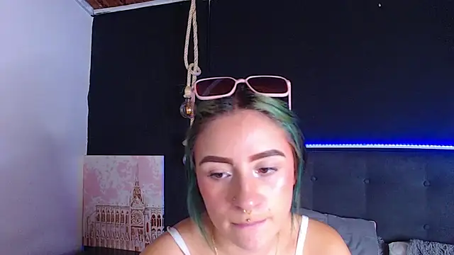 melodygirl   online show from February 22, 2025, 10:31 pm