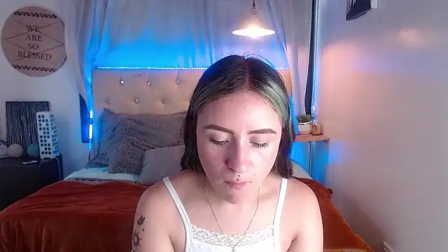 melodygirl   online show from March 10, 2025, 8:23 pm