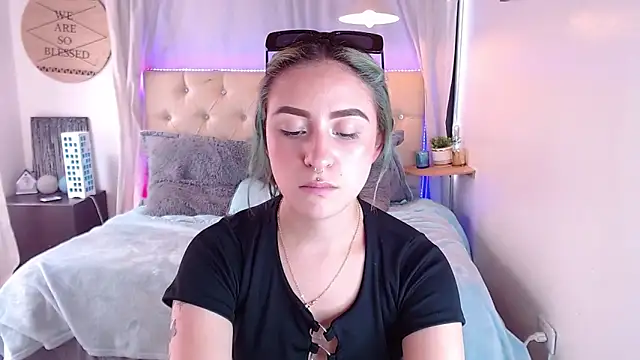 melodygirl   online show from February 28, 2025, 6:20 pm