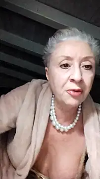 divinaerotica online show from February 2, 2025, 5:04 pm