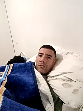 juanignacioargentino online show from February 13, 2025, 4:39 pm