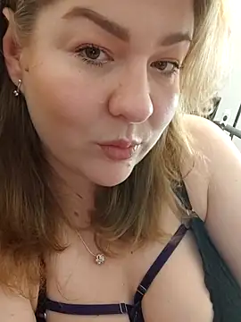 sam0and0katy online show from October 7, 2025, 6:42 pm