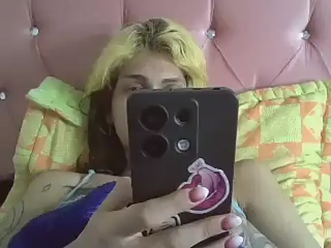 Snapshot of Olivia7u7 chatting on September 30, 2025, 6:58 pm Olivia7u7 online show from September 30, 2025, 6:58 pm