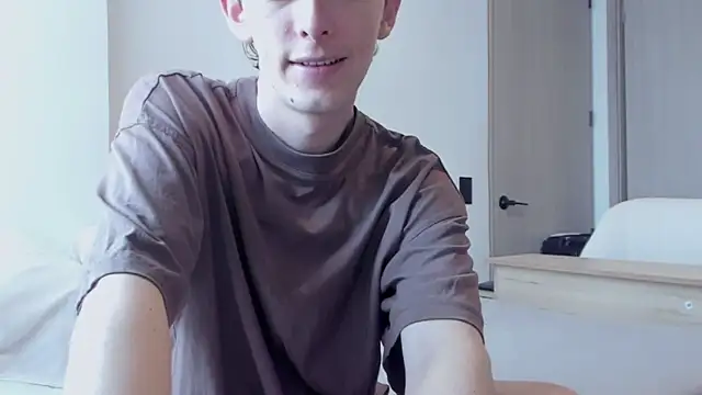 miketwink online show from September 12, 2025, 8:52 pm