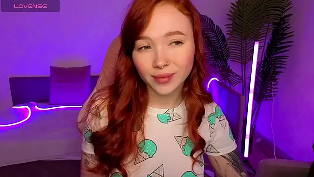 Maya Light online show from November 16, 2025, 12:48 am