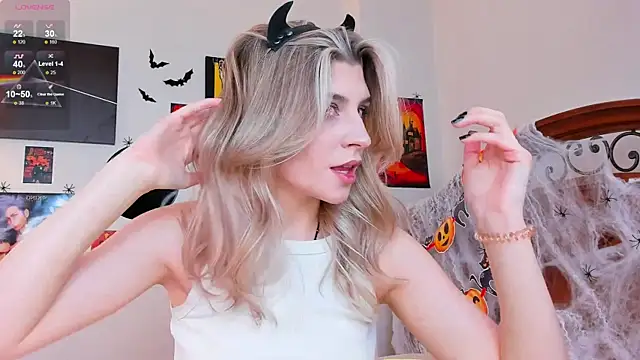 heartseduction online show from October 31, 2025, 7:49 am