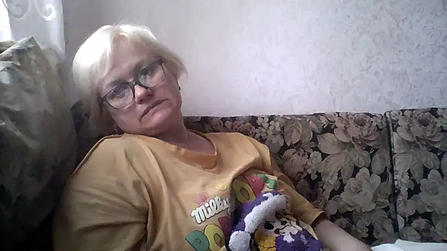 Mayya4321 online show from May 18, 2026, 10:09 am