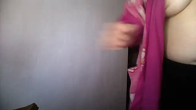 Mayya4321 online show from November 1, 2025, 6:51 am