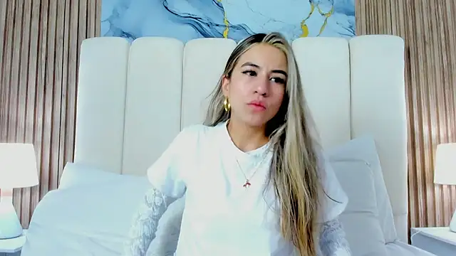 Ariana greenblat online show from March 28, 2026, 5:14 pm