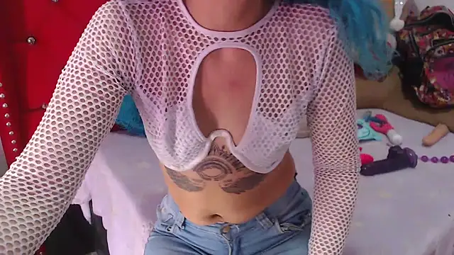 Ariasmithog online show from November 7, 2025, 7:07 pm