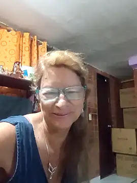 MaryLunna online show from February 26, 2025, 11:54 am