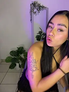 meli ortiz  online show from February 25, 2026, 2:39 pm