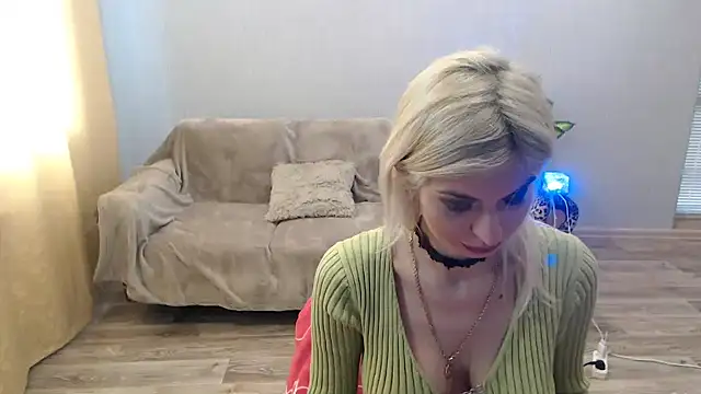 SexyBeatriice online show from March 19, 2026, 7:08 am