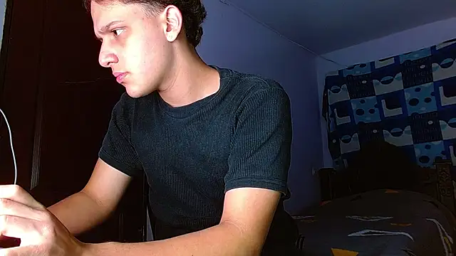 Thomas May4rs online show from November 18, 2025, 8:50 am