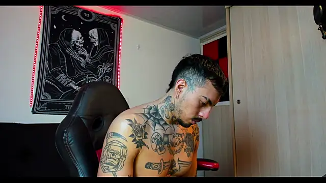 Snapshot of scockpion__ chatting on February 11, 2025, 8:05 am scockpion online show from February 11, 2025, 8:05 am