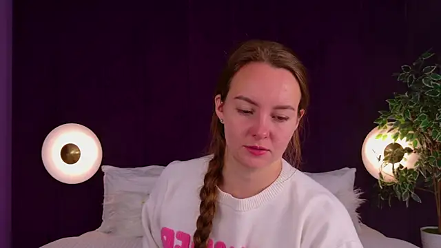 JaniceCollins online show from October 7, 2025, 2:56 am