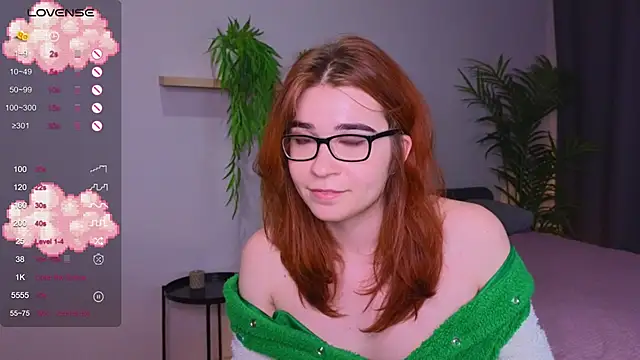 Anncouette  online show from February 8, 2025, 1:22 pm