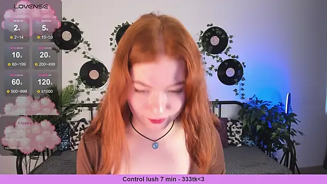 SophieOuld online show from March 12, 2025, 6:51 am