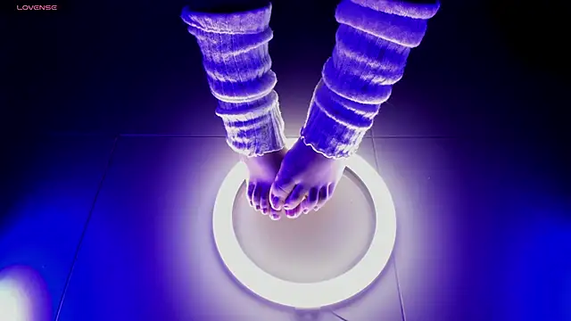 aleya bliss online show from September 19, 2025, 2:37 am