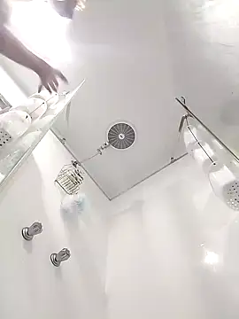 Snapshot of RichardHard_1 chatting on March 7, 2025, 7:08 am RichardHard 1 online show from March 7, 2025, 7:08 am