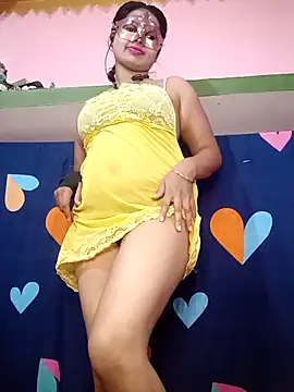 Snapshot of Sweety4u97 chatting on March 7, 2025, 4:57 am Sweety4u97 online show from March 7, 2025, 4:57 am