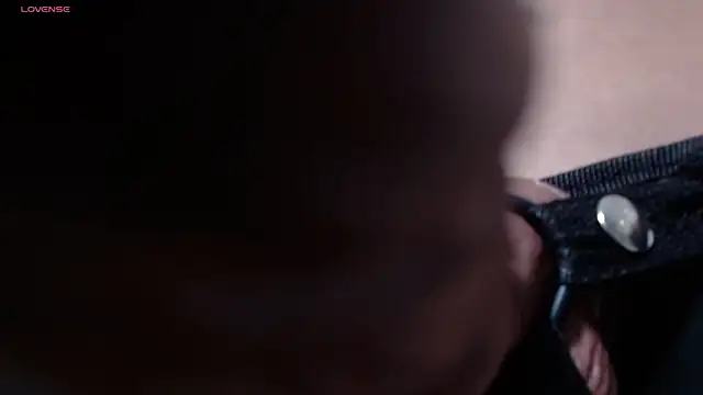 Liiamthompson online show from March 27, 2026, 9:16 pm