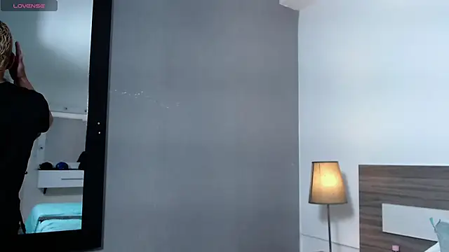 Snapshot of Liiamthompson chatting on February 10, 2026, 9:19 am Liiamthompson online show from February 10, 2026, 9:19 am