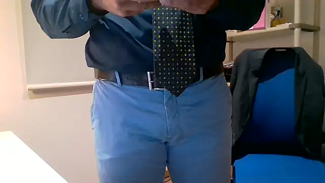 66MA69 online show from April 9, 2026, 5:53 am