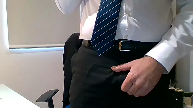 66MA69 online show from November 14, 2025, 11:47 am