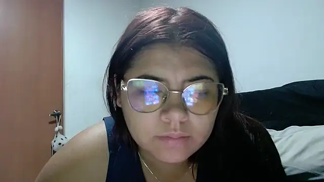 viccky vick online show from February 12, 2026, 2:33 am