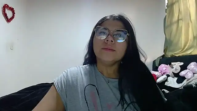 viccky vick online show from October 26, 2025, 12:38 pm