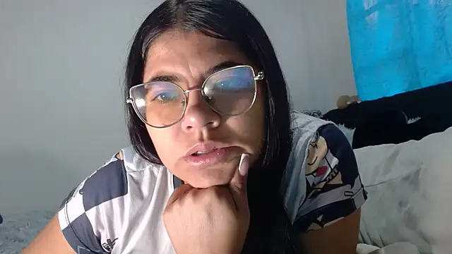 Snapshot of viccky_vick chatting on July 18, 2026, 12:58 pm viccky vick online show from July 18, 2026, 12:58 pm