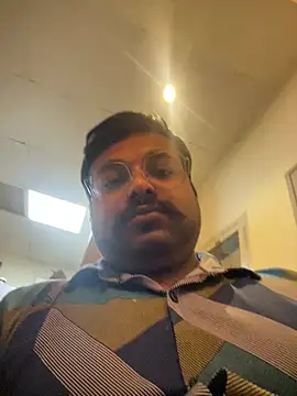 Snapshot of SoloChill chatting on February 3, 2026, 1:38 am SoloChill online show from February 3, 2026, 1:38 am