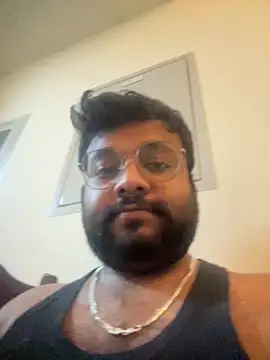 Snapshot of SoloChill chatting on March 2, 2026, 12:33 am SoloChill online show from March 2, 2026, 12:33 am