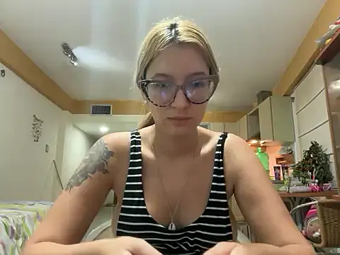 Mermaid-hana online show from November 25, 2025, 11:10 am