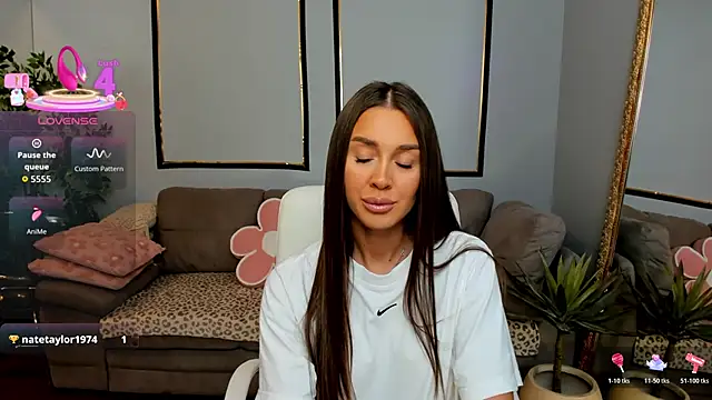 Anya-Ray online show from April 5, 2026, 1:07 pm