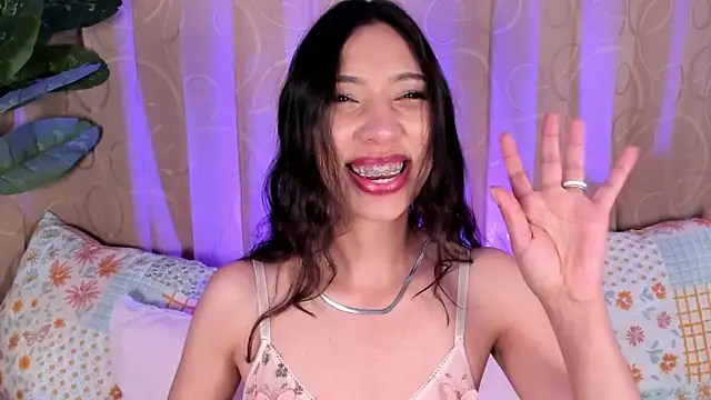 Miss veronicaa2 online show from June 22, 2026, 1:19 pm