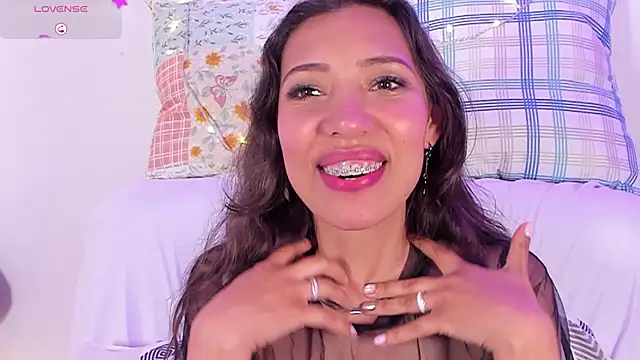 Miss veronicaa2 online show from February 27, 2025, 3:26 pm