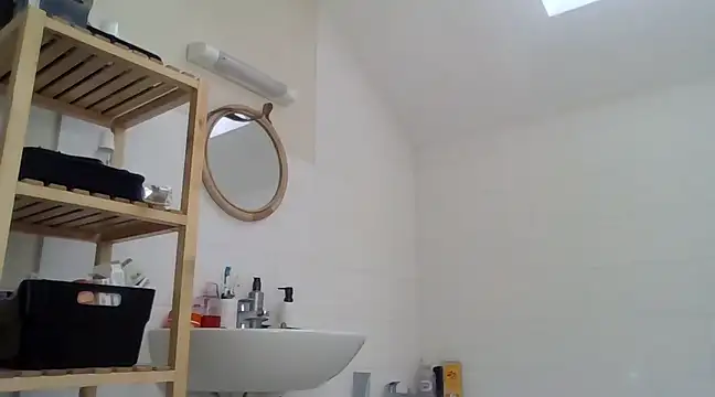 Zer oki online show from March 8, 2025, 10:54 am