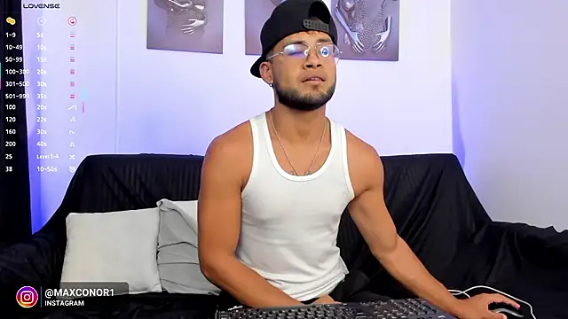 Max Conor1 online show from February 20, 2026, 12:29 pm